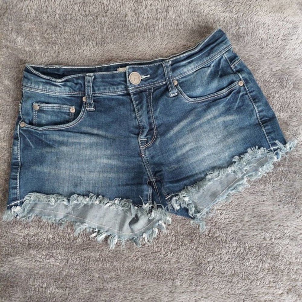 X-Roxx Y2K Low Rise Cheeky Jean Shorts Junior's 1 /25 Pre-Owned